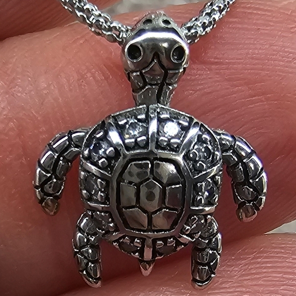 925 sterling silver & Rhinestone turtle Necklace - Picture 2 of 5